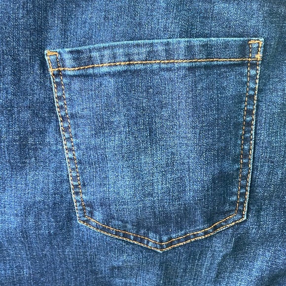 2 pairs XL - NWT Pull on Denim Capri for Women from Time and Tru - Picture 8 of 8